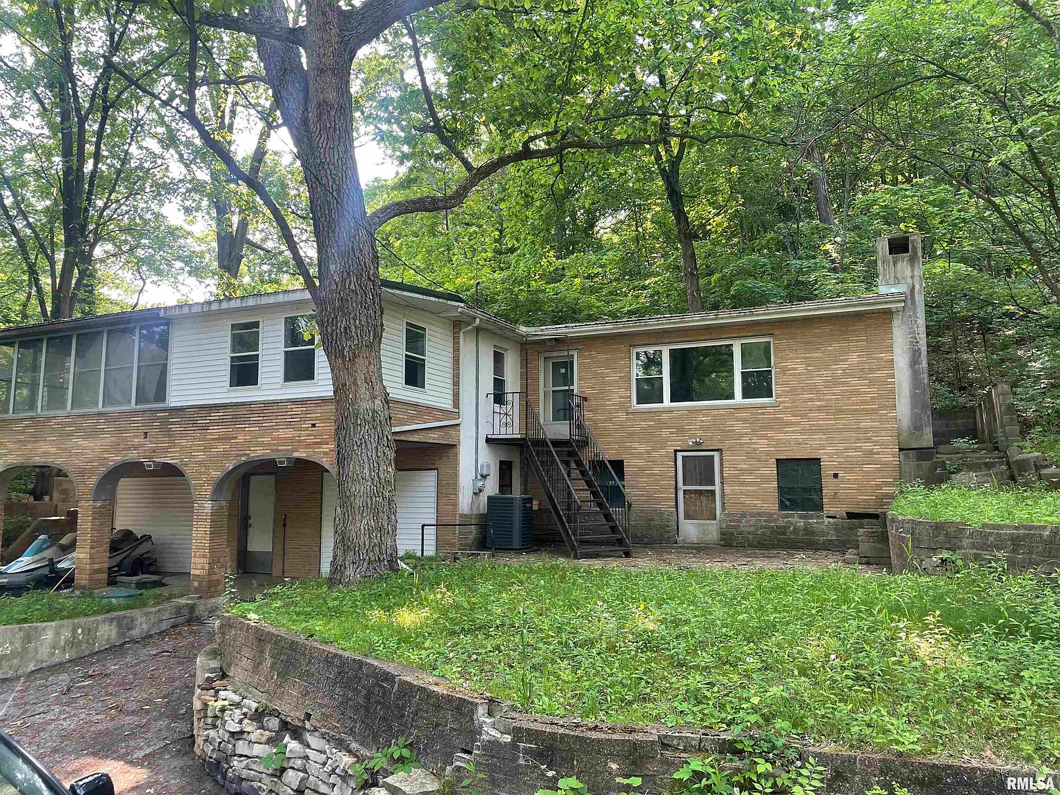 7313 N Safford Dr, Peoria, IL 61615 Zillow