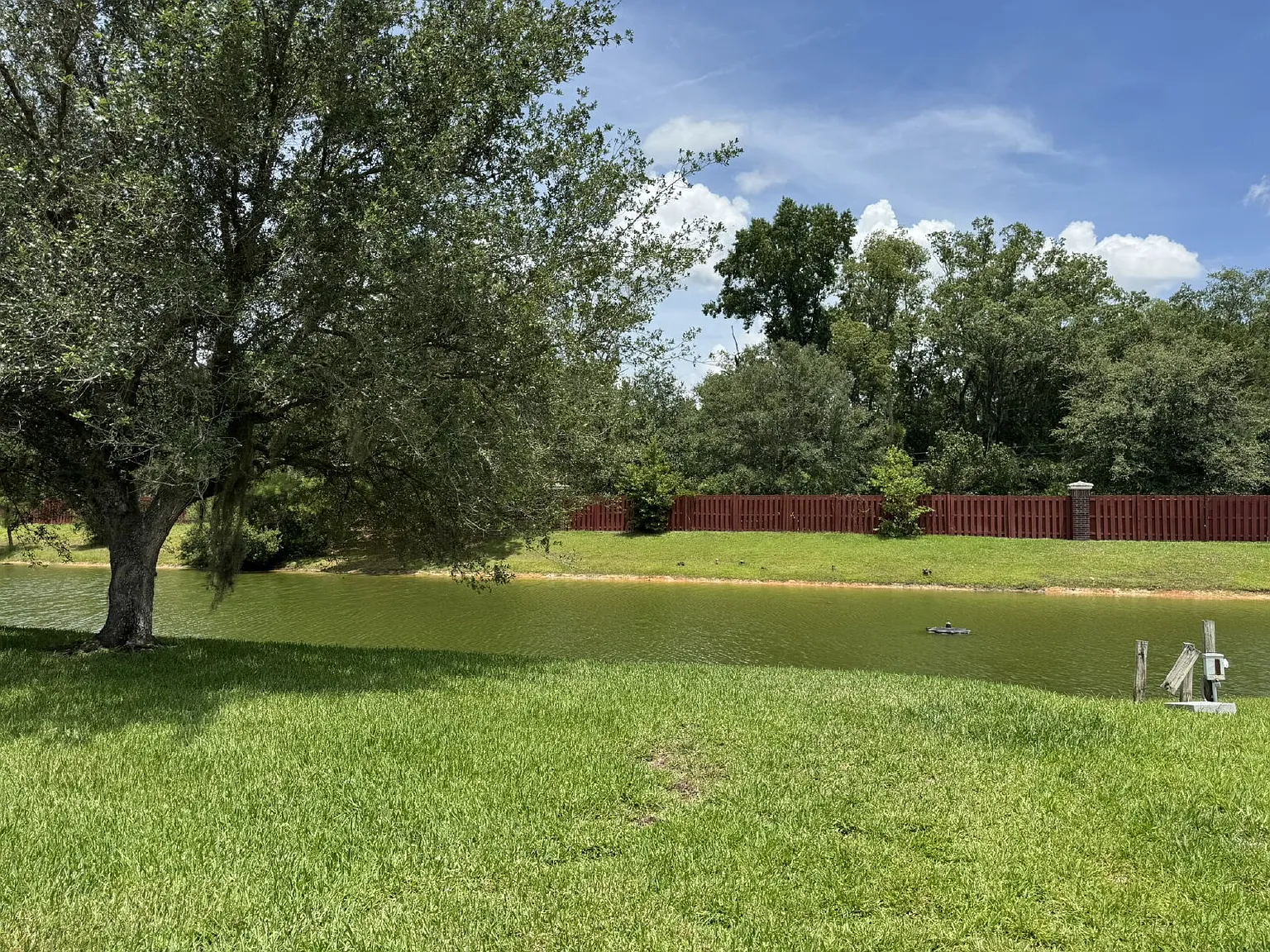 4 bed, 2.0 bath, 2238 sqft, $2,400 — Photo 3