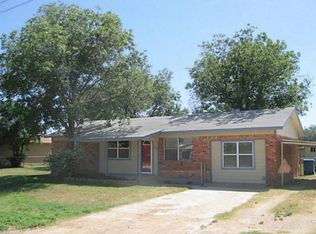330 5th St, Hawley, TX 79525
