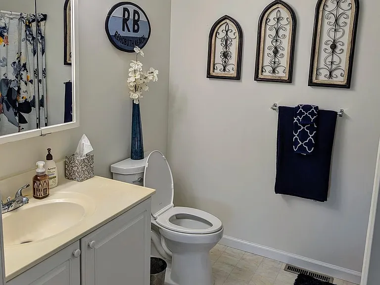 47 Radcliffe Dr — Photo 11