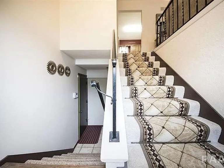 5601 N Rosemead Dr — Photo 3