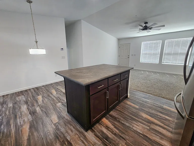 840 S Navajo Dr — Photo 5