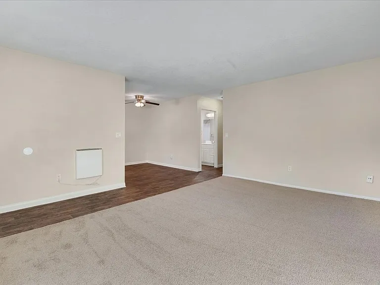 Kenora Terrace Apartments - Spring Valley, CA — Photo 35