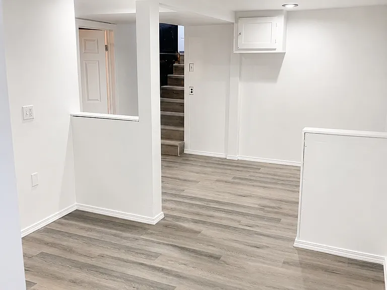 710 S 17th Ave — Photo 14