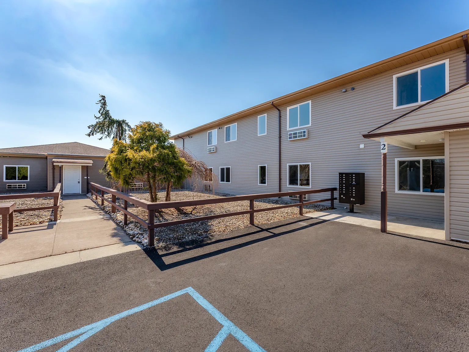 1 bed, $1,650 — Photo 3