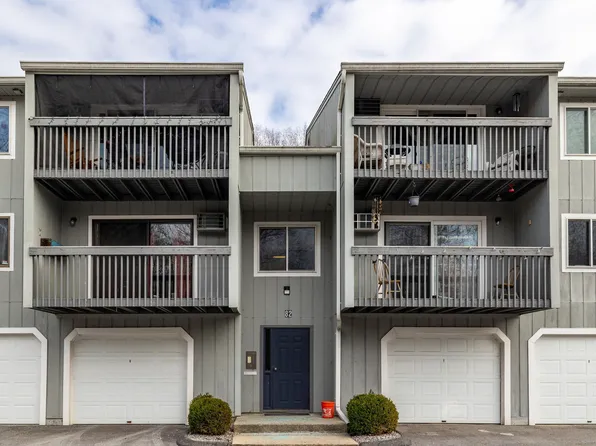 82 Buddington Road APT 3, Groton, CT 06340