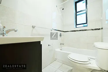 Rented by ZealEstate Group Inc
