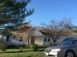 10404 Carlyn Ridge Rd, Damascus, MD 20872