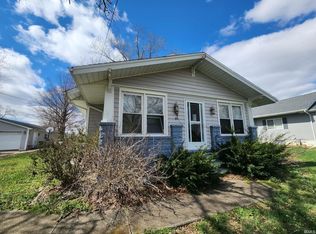 1913 S 1200 E, Oakland City, IN 47660