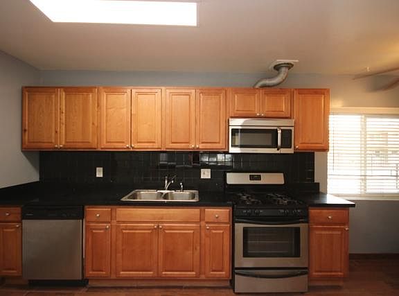 5th image of 5324 Baldwin Ave APT 20