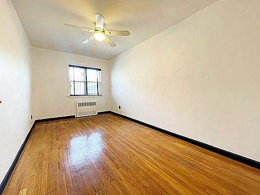 3rd image of 2073 E 67th St Floor 1