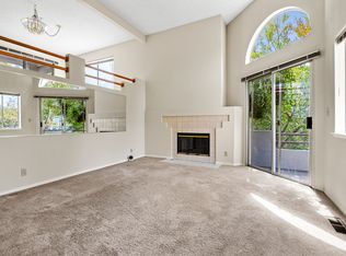 49 E Court Ln, Foster City, CA 94404