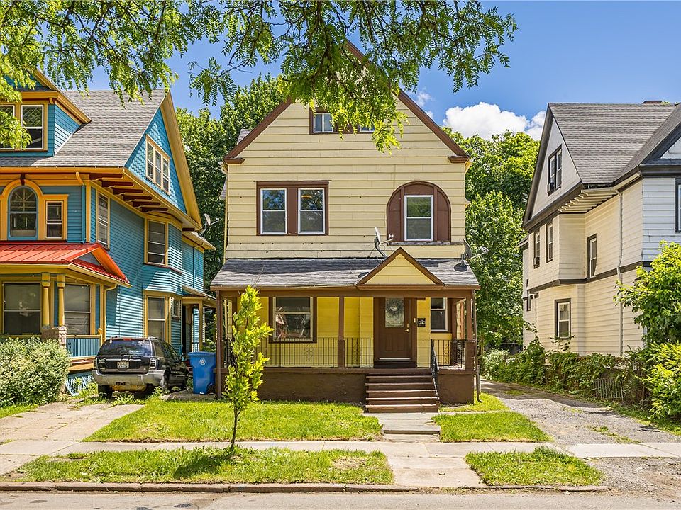 1st image of 474 Alexander St