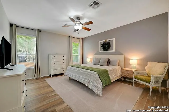 2605 Patron Vlg — Photo 20