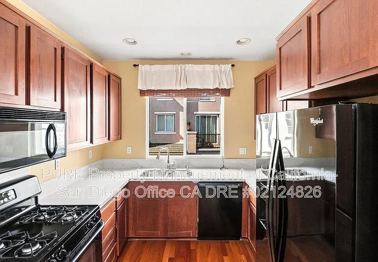 1267 Elfin Forest Rd E — Photo 5