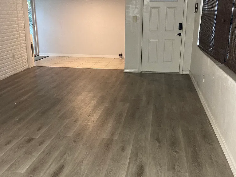 2452 Post Rd — Photo 3