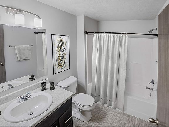 4th image of 4400 E 69th St #309
