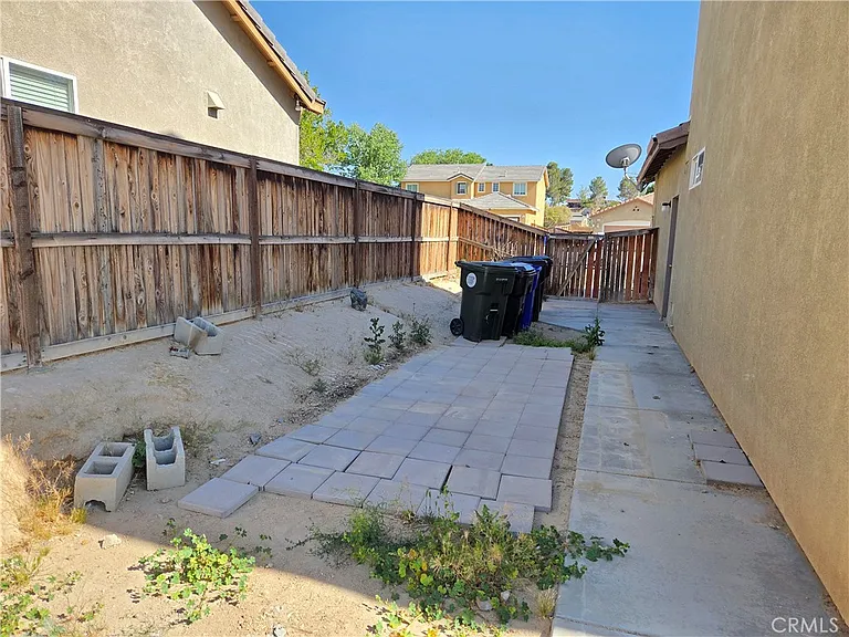 15338 Baxter St — Photo 44