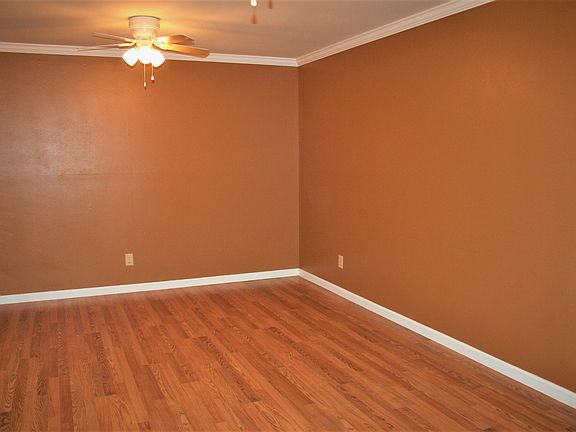 Laminate Floors Throughout