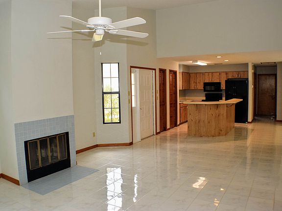 2nd image of 6202 Sequoia Dr