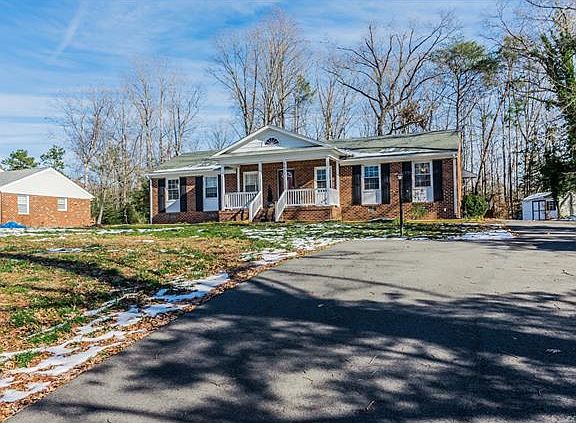 4th image of 9611 Sherwood Dr