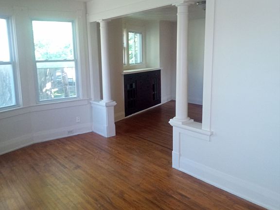 3rd image of 226 Langdon St #228