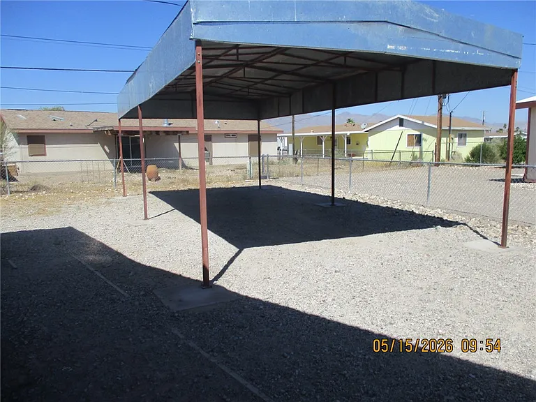 5657 S Pasadena Rd — Photo 15
