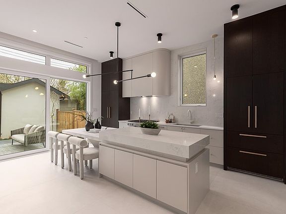 4th image of 3617 W 12th Ave #2