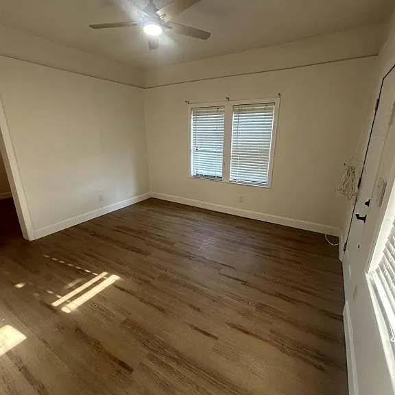 1031 Neville Ave — Photo 7