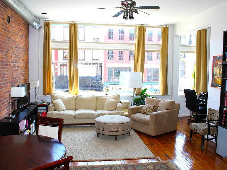 37 Court St #2E — Photo 14