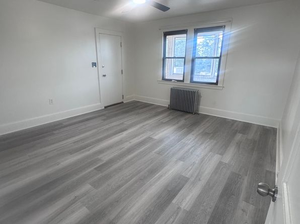 35 Rapallo Ave #3E