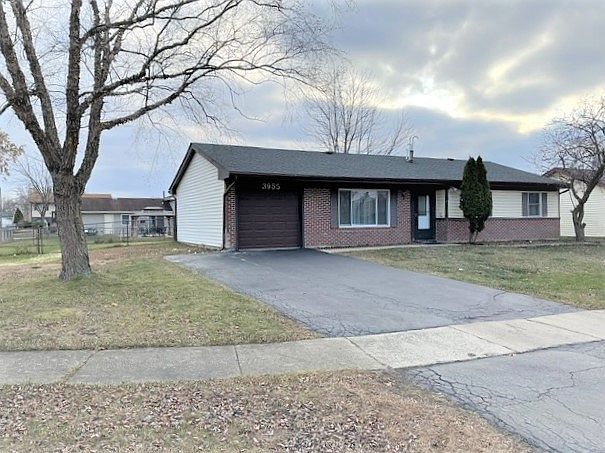 1st image of 3955 Island Cir