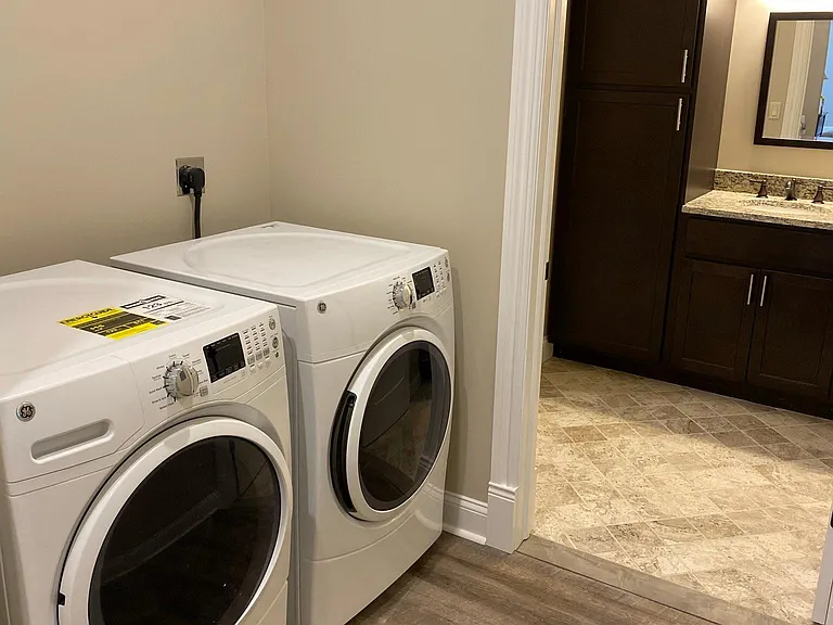 The Heartford Luxury Apartments — Photo 54