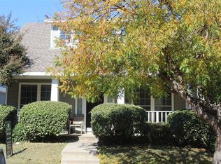 9821 Birch Dr, Aubrey, TX 76227