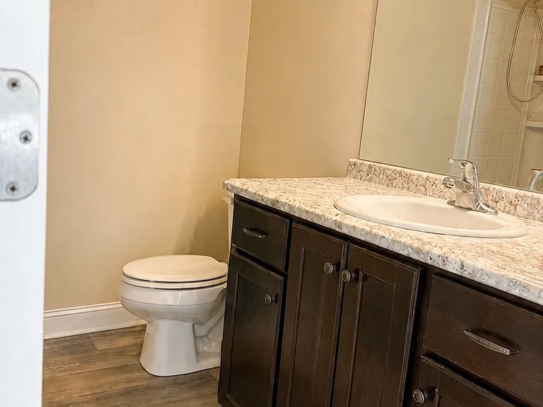 1106 Creekside Cir — Photo 13