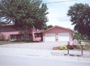 1519 N Willow St, Avoca, IA 51521