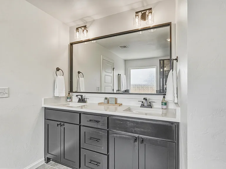 18433 Austin Pl — Photo 23