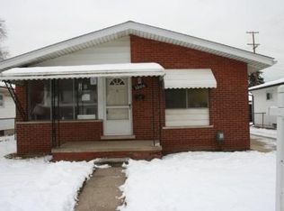 22010 Shakespeare Ave, Eastpointe, MI 48021