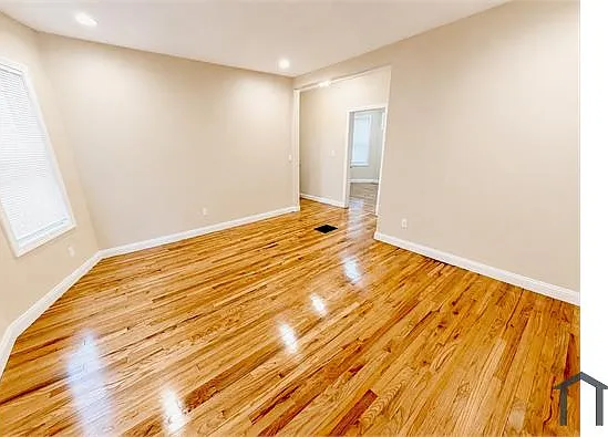 19 Dunlap St #1 — Photo 8