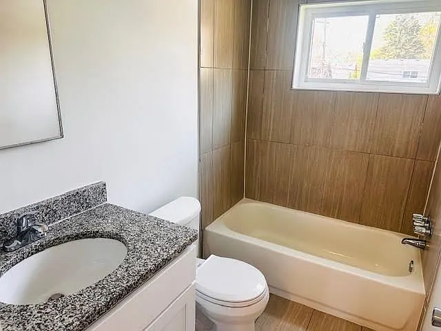 70 Crocker Blvd — Photo 18