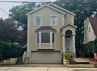 2157 Jones Rd, Fort Lee, NJ 07024