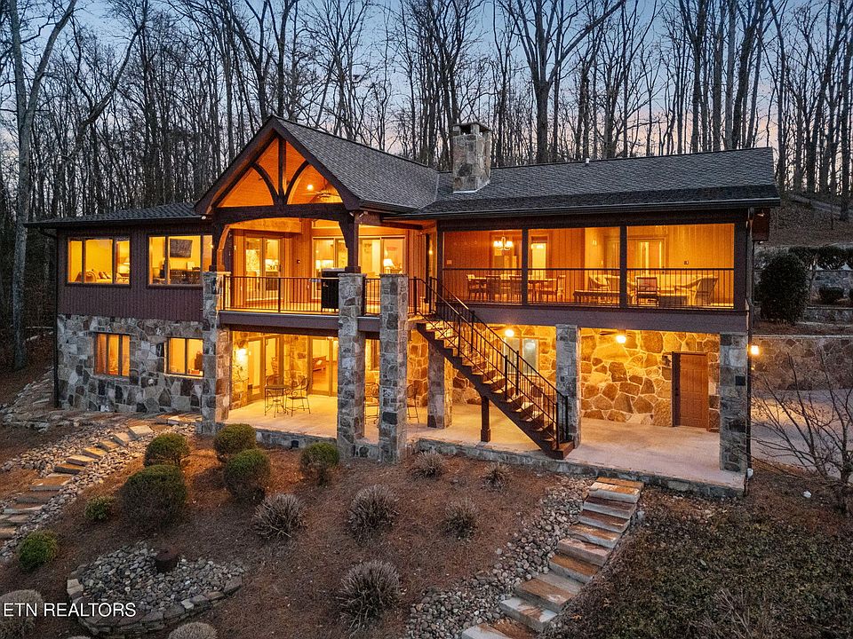 1st image of 566 Island View Dr