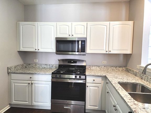 4th image of 1336 Brookdale Dr
