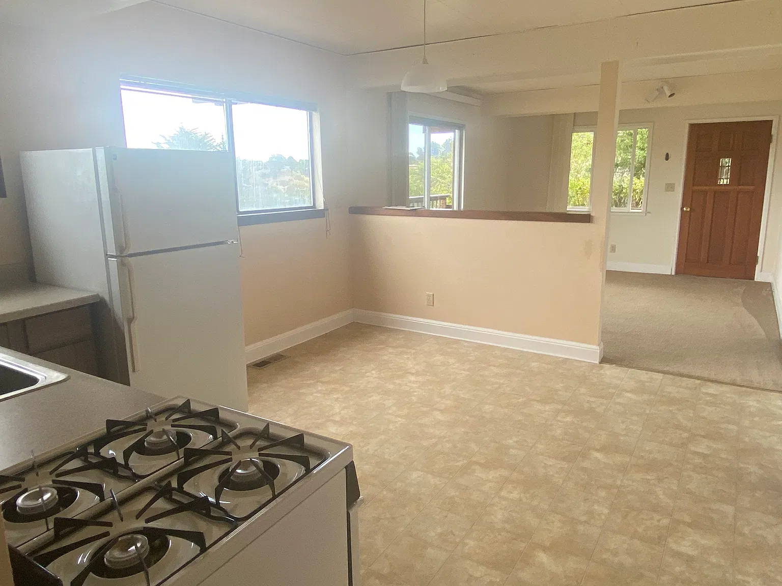 1 bed, 700 sqft, $2,300 — Photo 2