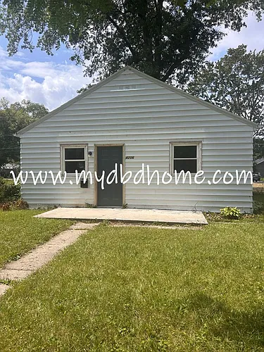 4206 Lillie St Photo 1
