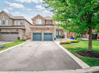 19 Corner Brook Cres, Vaughan, ON L4H 0J7