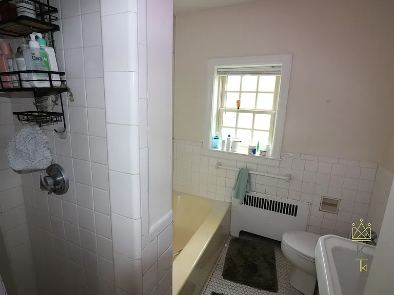 312 Washington St #4-6 — Photo 9