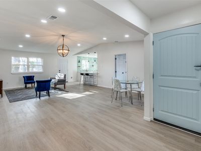 4560 Bonanza Ln, Dallas, TX, 75211