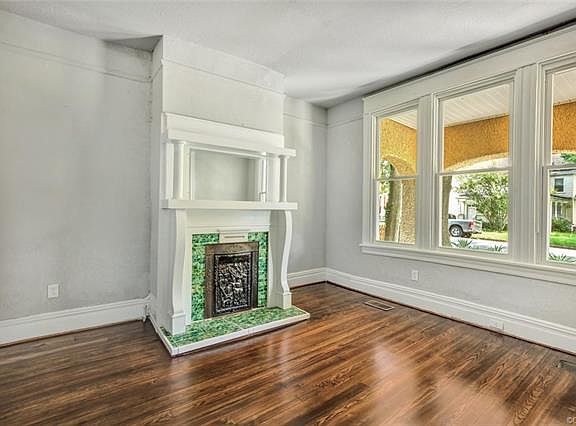 5th image of 3114 Enslow Ave