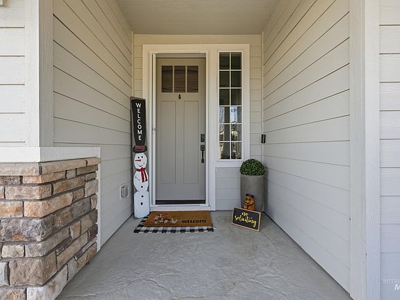 5th image of 8369 E Sunray Dr